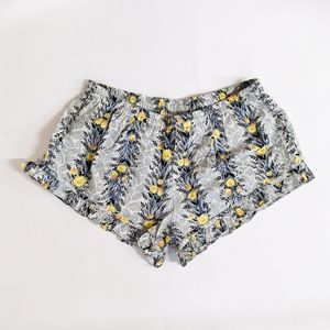 NWT Lazybones Shorties in a Bag - Jessamine Print
